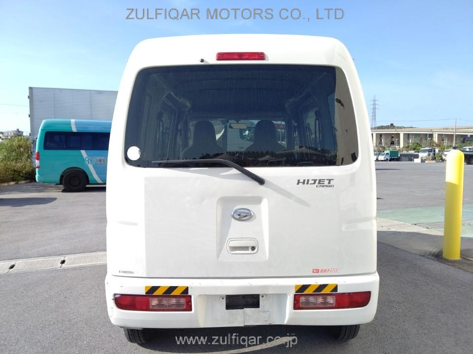 DAIHATSU HIJET CARGO 2017 Image 3