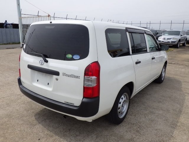 TOYOTA PROBOX 2017 Image 30