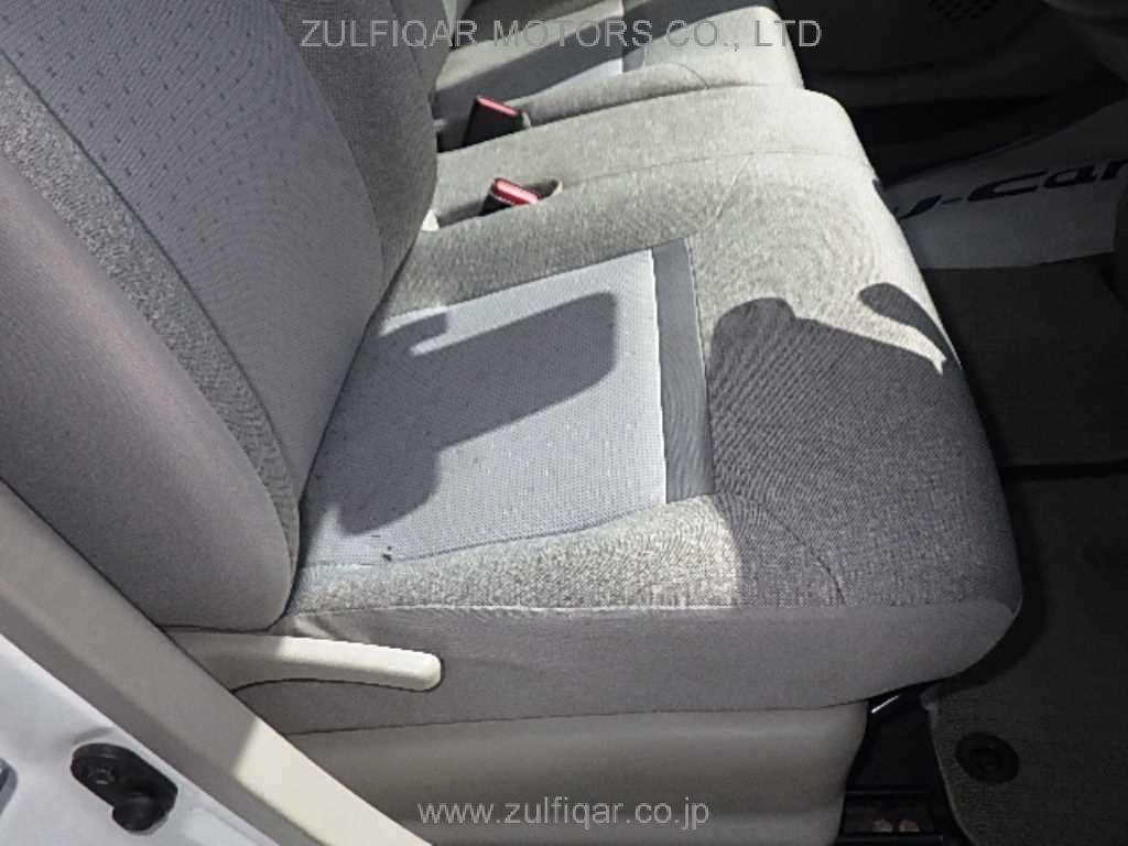 TOYOTA PASSO 2017 Image 8