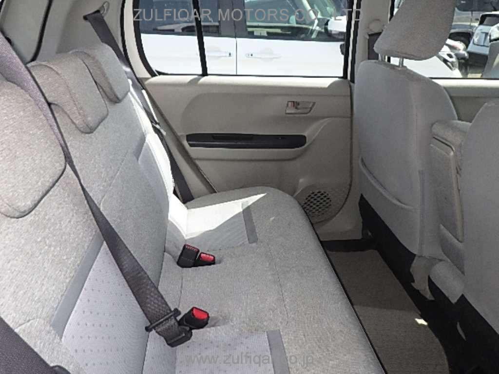 TOYOTA PASSO 2017 Image 9