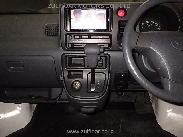 DAIHATSU HIJET CARGO 2017 Image 4