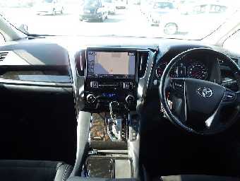 TOYOTA VELLFIRE 2017 Image 4