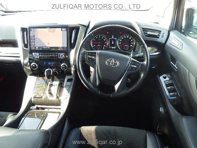 TOYOTA VELLFIRE 2017 Image 5