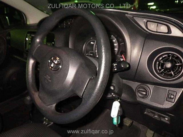 TOYOTA VITZ 2017 Image 3