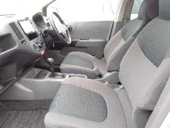 NISSAN A.D S/V 2017 Image 14