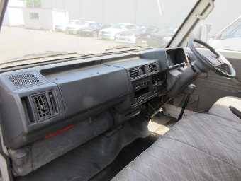 MAZDA BONGO TRUCK 1995 Image 11