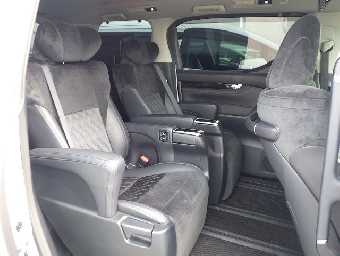 TOYOTA VELLFIRE 2017 Image 12