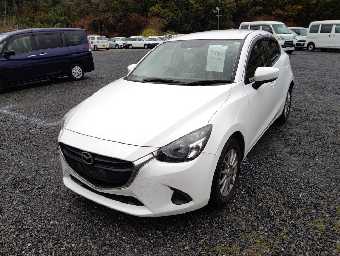 MAZDA DEMIO 2017 Image 1