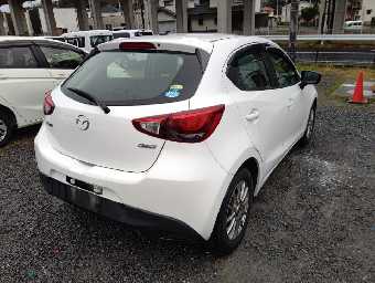 MAZDA DEMIO 2017 Image 2