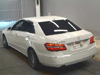 MERCEDES BENZ E CLASS 2010 Image 2