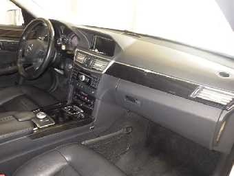 MERCEDES BENZ E CLASS 2010 Image 3