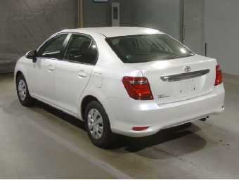 TOYOTA COROLLA AXIO 2018 Image 4