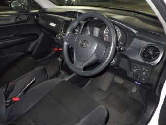 TOYOTA COROLLA AXIO 2018 Image 5