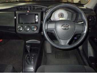 TOYOTA COROLLA AXIO 2018 Image 6