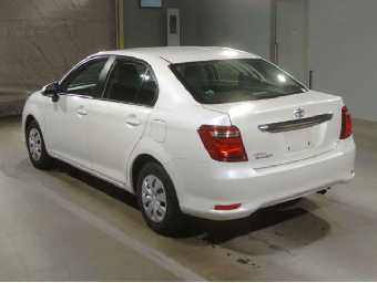 TOYOTA COROLLA AXIO 2018 Image 4