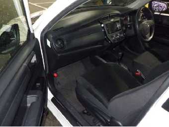 TOYOTA COROLLA AXIO 2018 Image 8