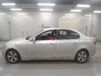 BMW 5 SERIES 2005 Image 4