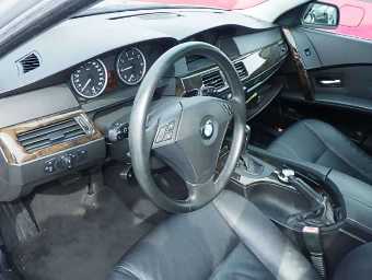 BMW 5 SERIES 2005 Image 6