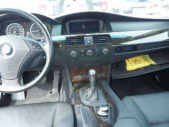 BMW 5 SERIES 2005 Image 8
