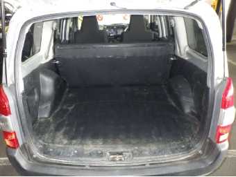 TOYOTA SUCCEED 2017 Image 8