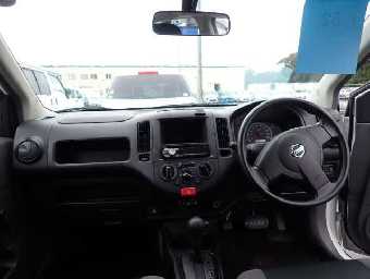 NISSAN NV150 AD 2017 Image 5