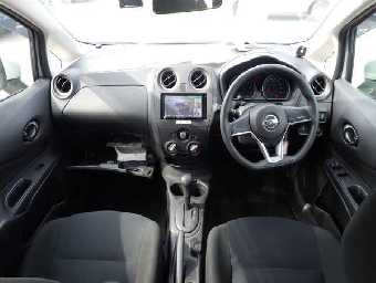 NISSAN NOTE 2017 Image 4