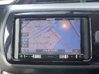 TOYOTA VITZ 2017 Image 4