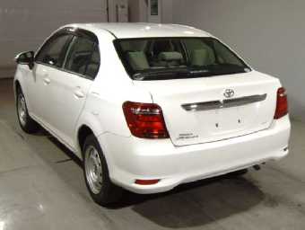TOYOTA COROLLA AXIO 2017 Image 4