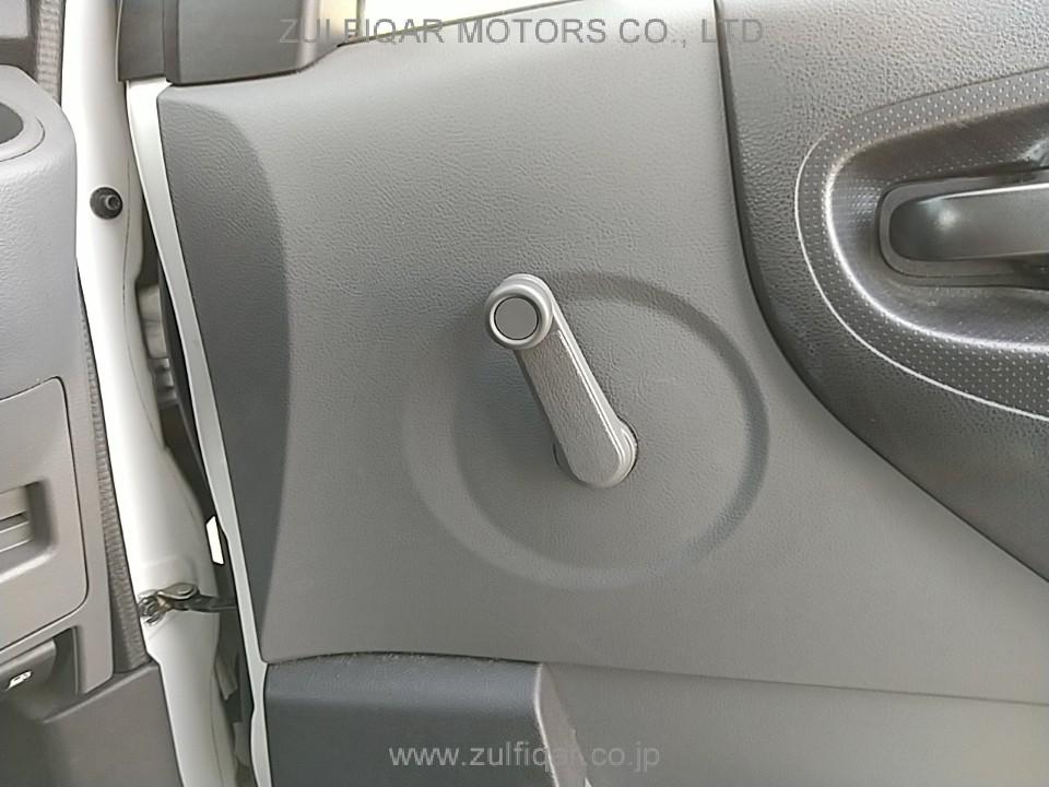 NISSAN NV200 VANETTE 2017 Image 12