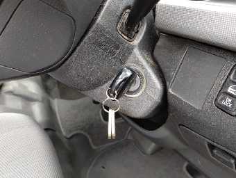 TOYOTA HIACE BUS 2010 Image 13