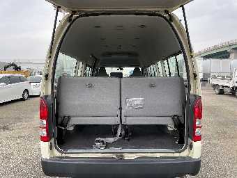 TOYOTA HIACE BUS 2010 Image 19
