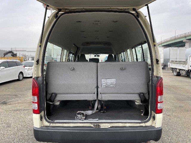 TOYOTA HIACE BUS 2010 Image 25