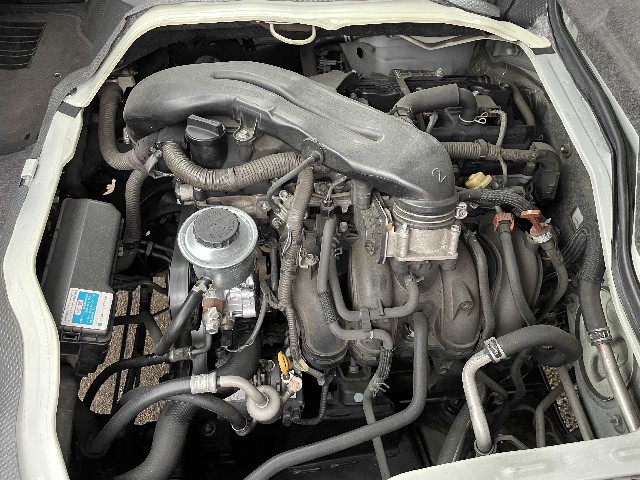 TOYOTA HIACE BUS 2010 Image 31