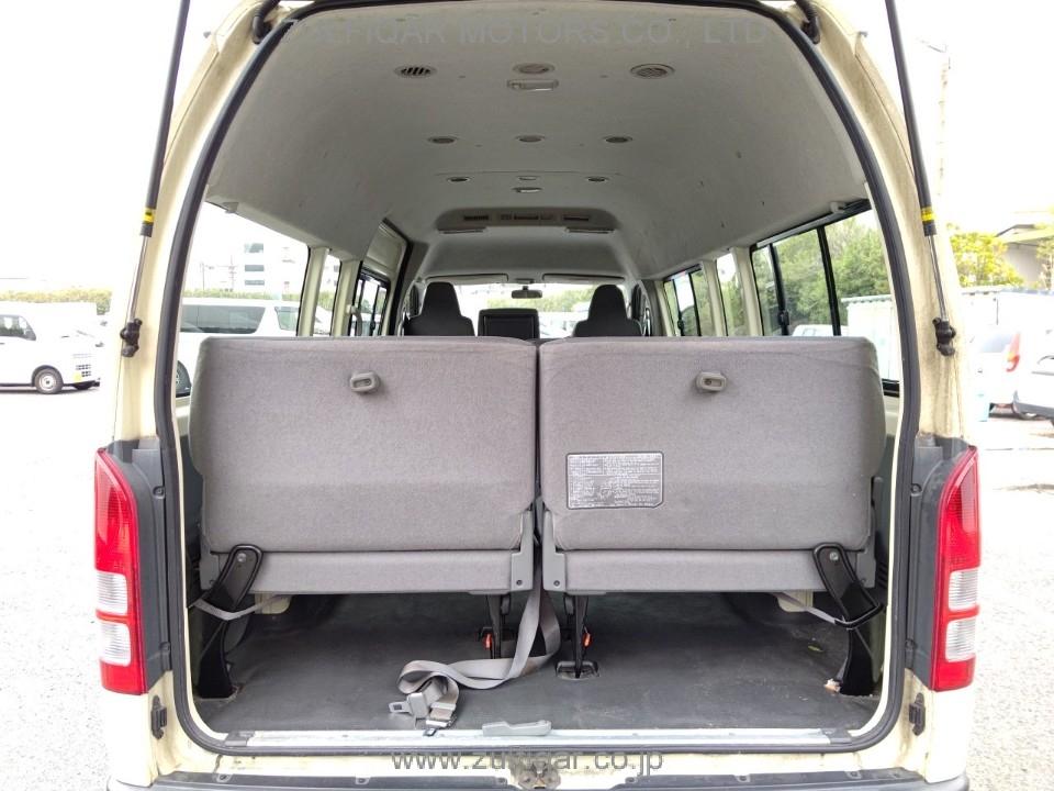 TOYOTA HIACE BUS 2010 Image 7