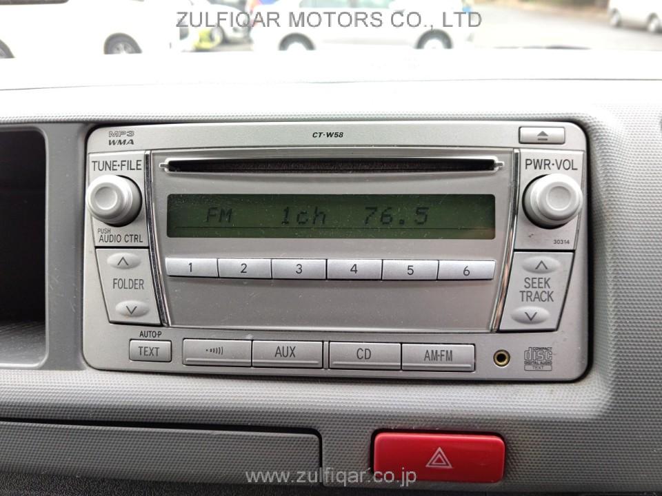 TOYOTA HIACE BUS 2010 Image 9