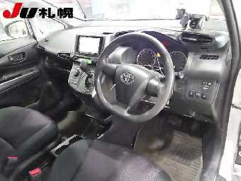 TOYOTA WISH 2017 Image 3