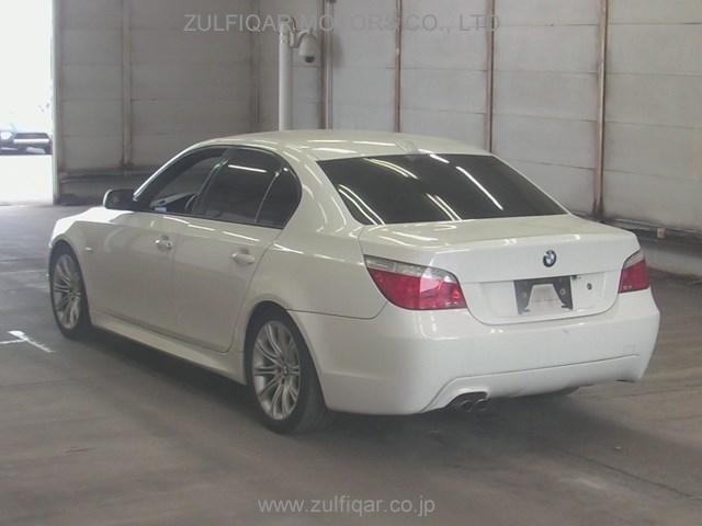 BMW 5 SERIES 2009 Image 2