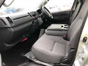 TOYOTA HIACE 2017 Image 11