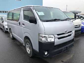 TOYOTA HIACE 2017 Image 13