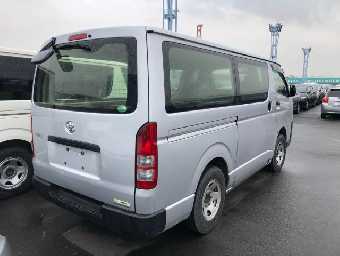 TOYOTA HIACE 2017 Image 16