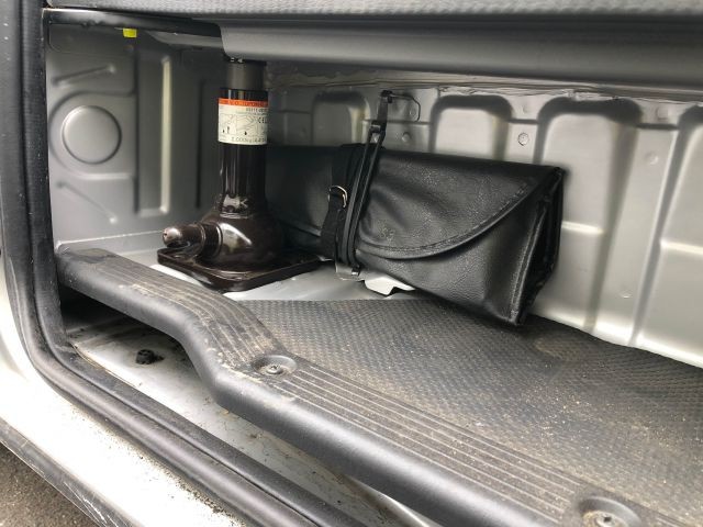 TOYOTA HIACE 2017 Image 25