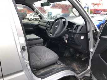 TOYOTA HIACE 2017 Image 10