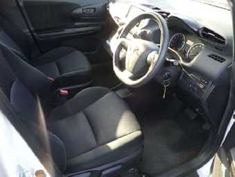 TOYOTA WISH 2017 Image 5