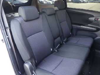 TOYOTA WISH 2017 Image 7