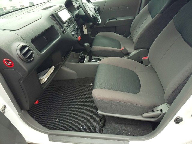 NISSAN A.D S/V 2017 Image 20