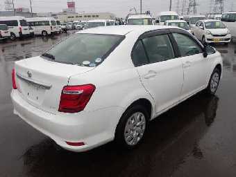 TOYOTA COROLLA AXIO 2017 Image 2