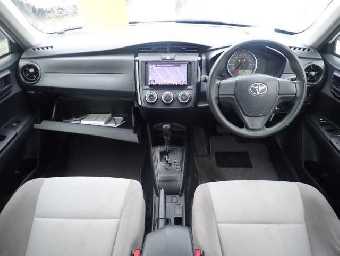 TOYOTA COROLLA AXIO 2017 Image 5