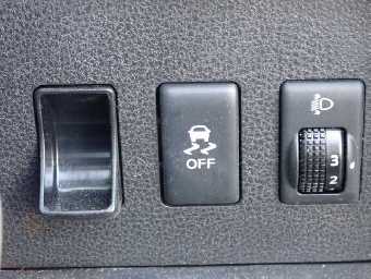 NISSAN WINGROAD S/W 2017 Image 6