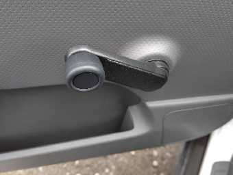 NISSAN NV150 AD 2017 Image 10