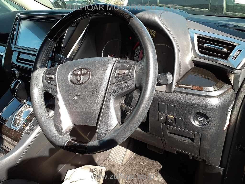 TOYOTA ALPHARD 2017 Image 7